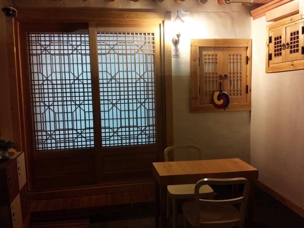Seoul Lucky Guesthouse Hanok Екстериор снимка