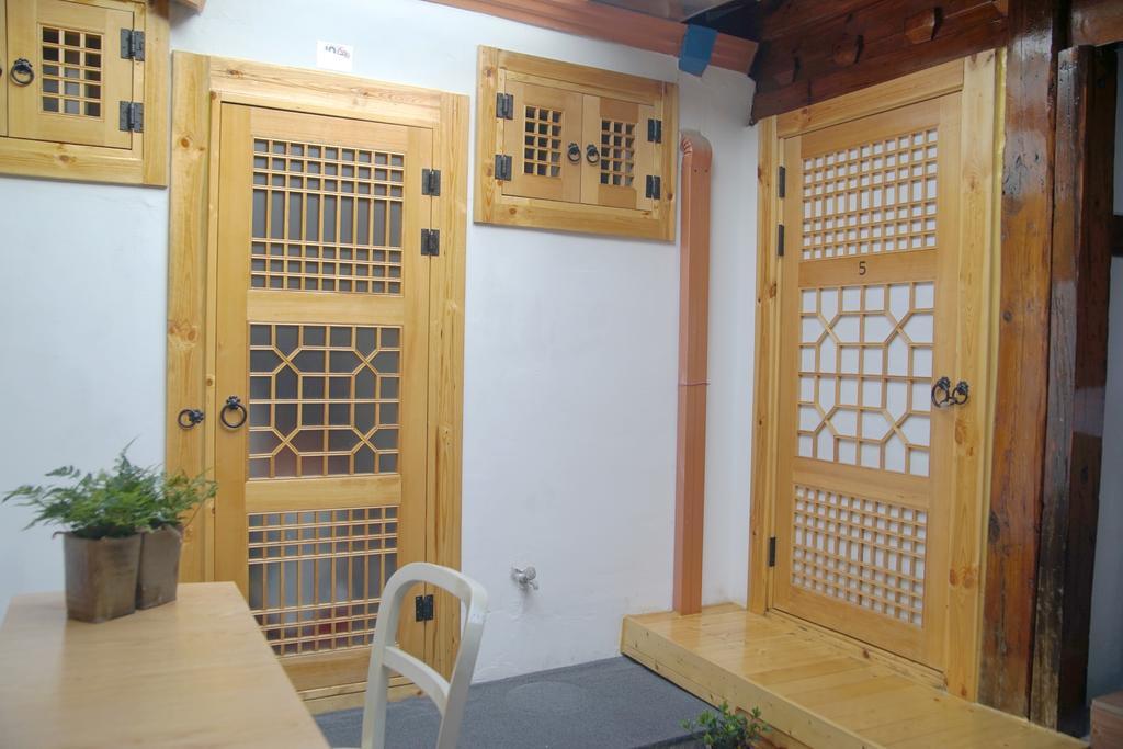 Seoul Lucky Guesthouse Hanok Екстериор снимка